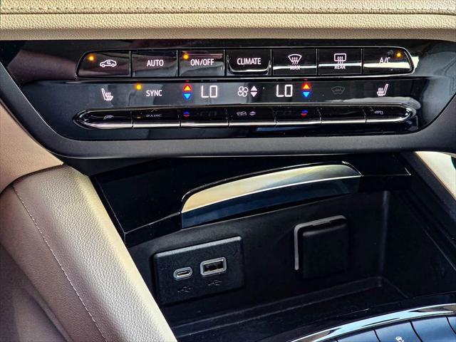 used 2022 Buick Envision car, priced at $25,496