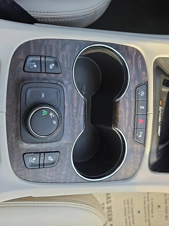 used 2021 GMC Acadia car