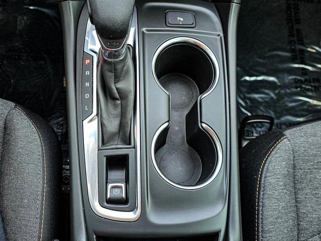 used 2023 Chevrolet Equinox car, priced at $21,603