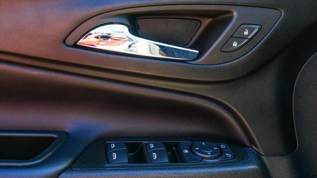 used 2022 Chevrolet Equinox car, priced at $18,606