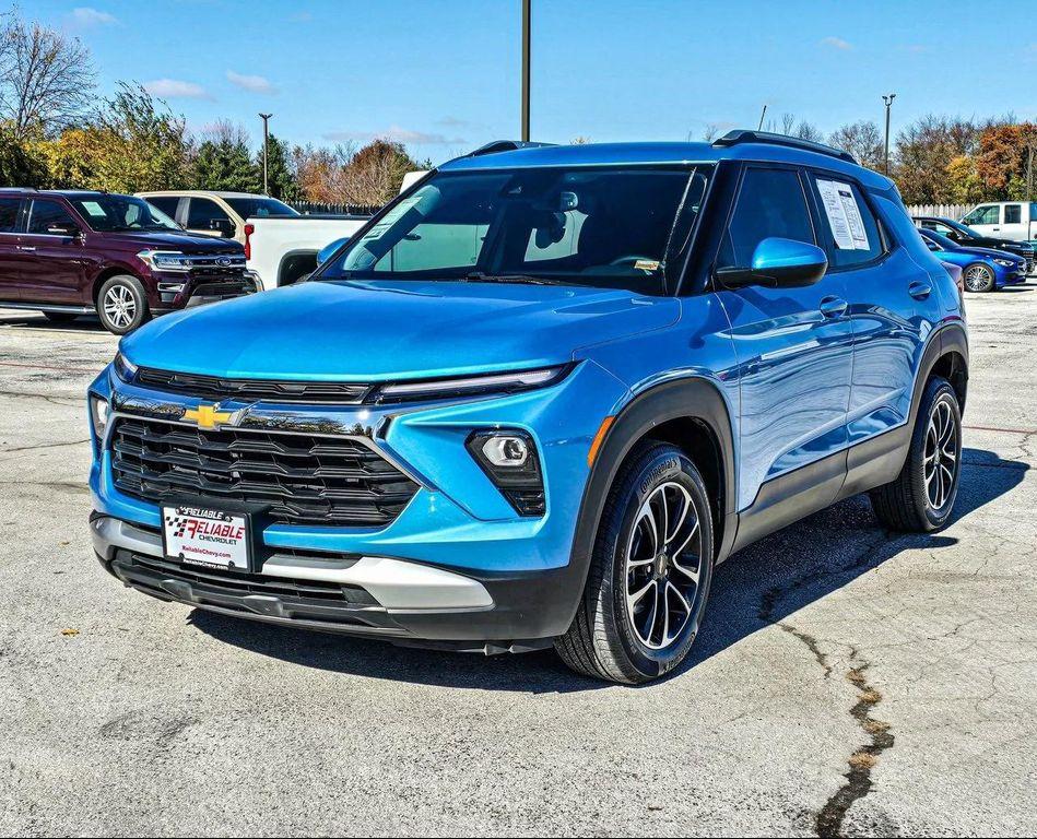 used 2025 Chevrolet TrailBlazer car, priced at $22,630