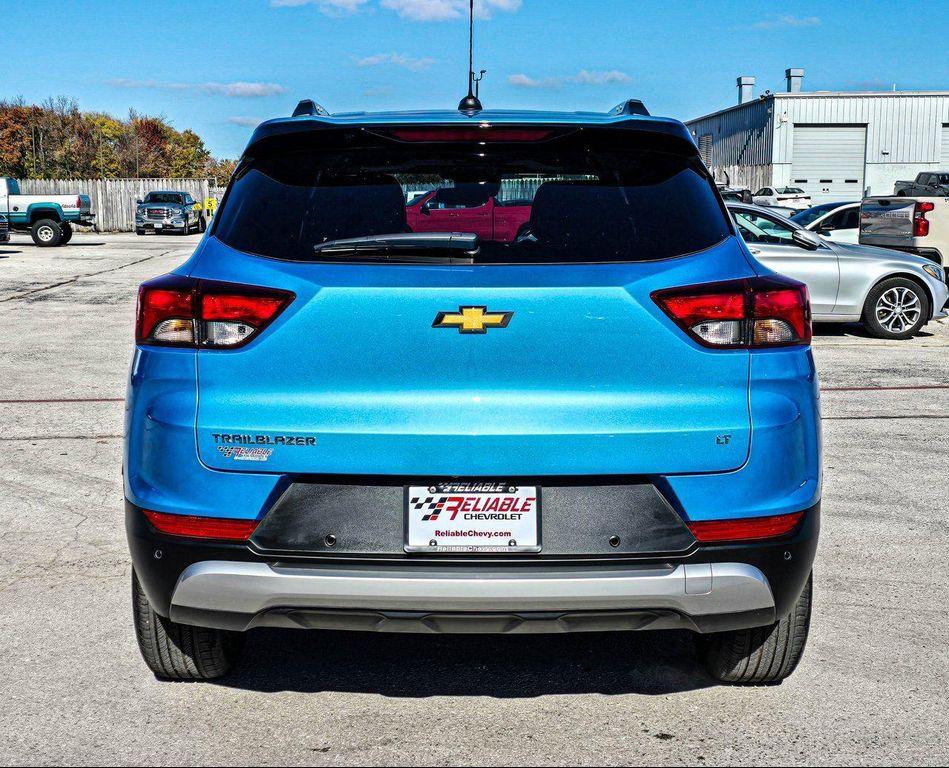 used 2025 Chevrolet TrailBlazer car, priced at $22,630