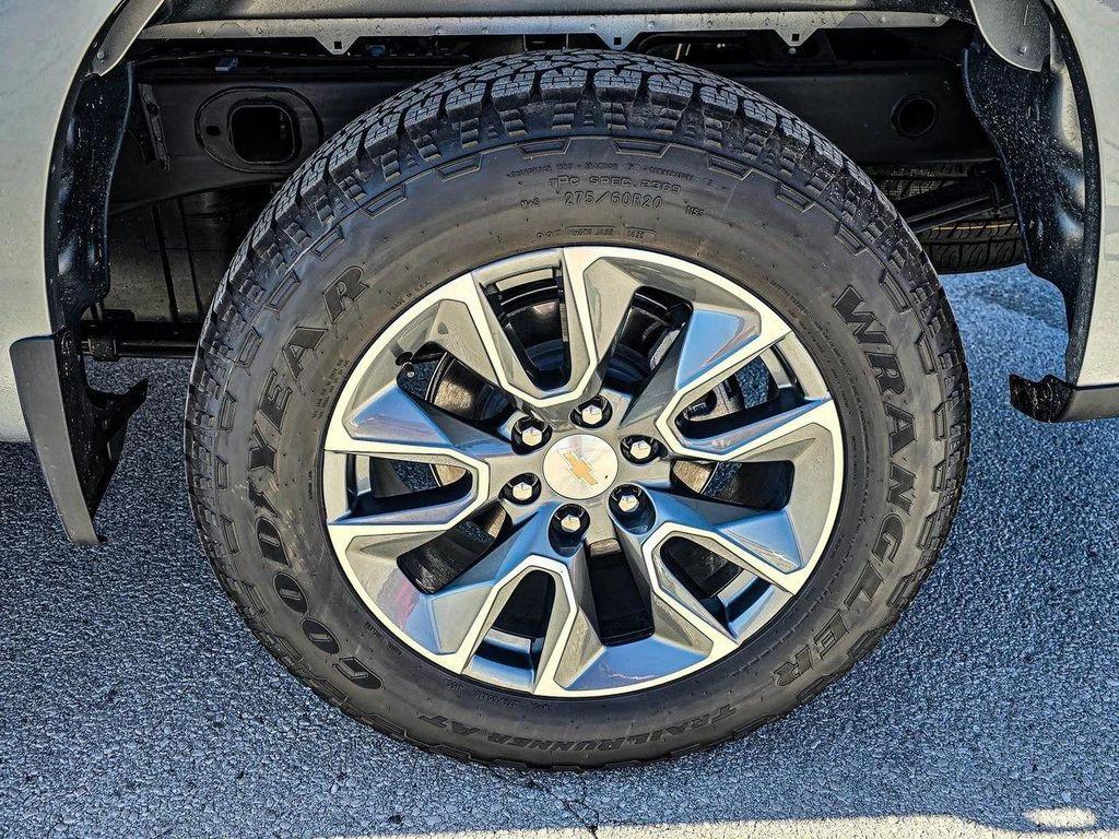 used 2025 Chevrolet Silverado 1500 car, priced at $43,490