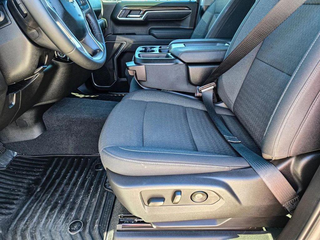 used 2025 Chevrolet Silverado 1500 car, priced at $43,490