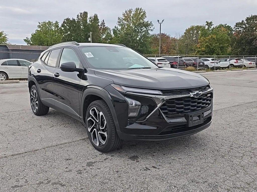 used 2024 Chevrolet Trax car, priced at $22,546