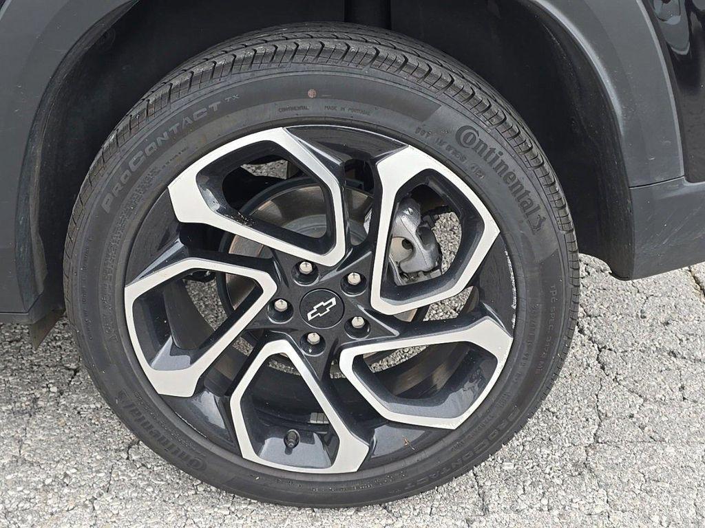 used 2024 Chevrolet Trax car, priced at $22,546