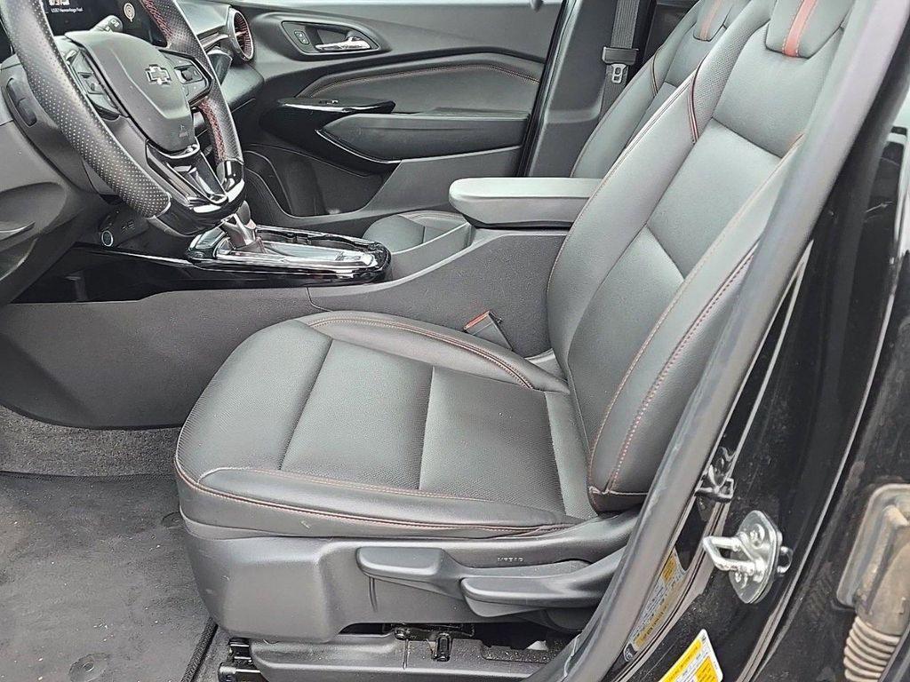 used 2024 Chevrolet Trax car, priced at $22,546