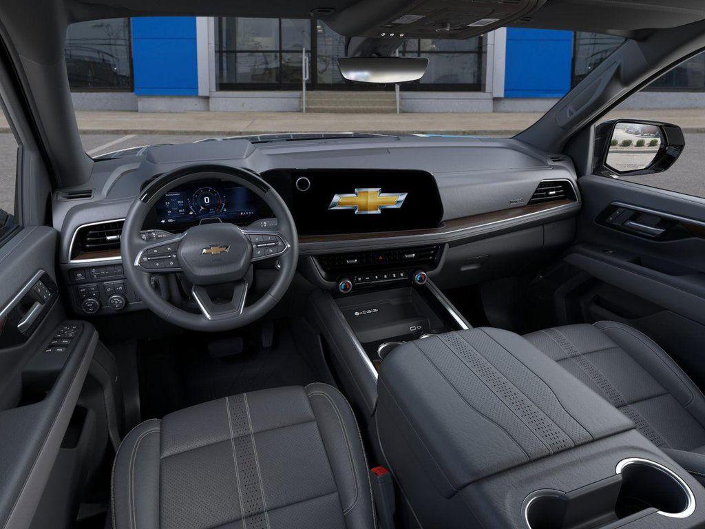 new 2025 Chevrolet Suburban car, priced at $90,550