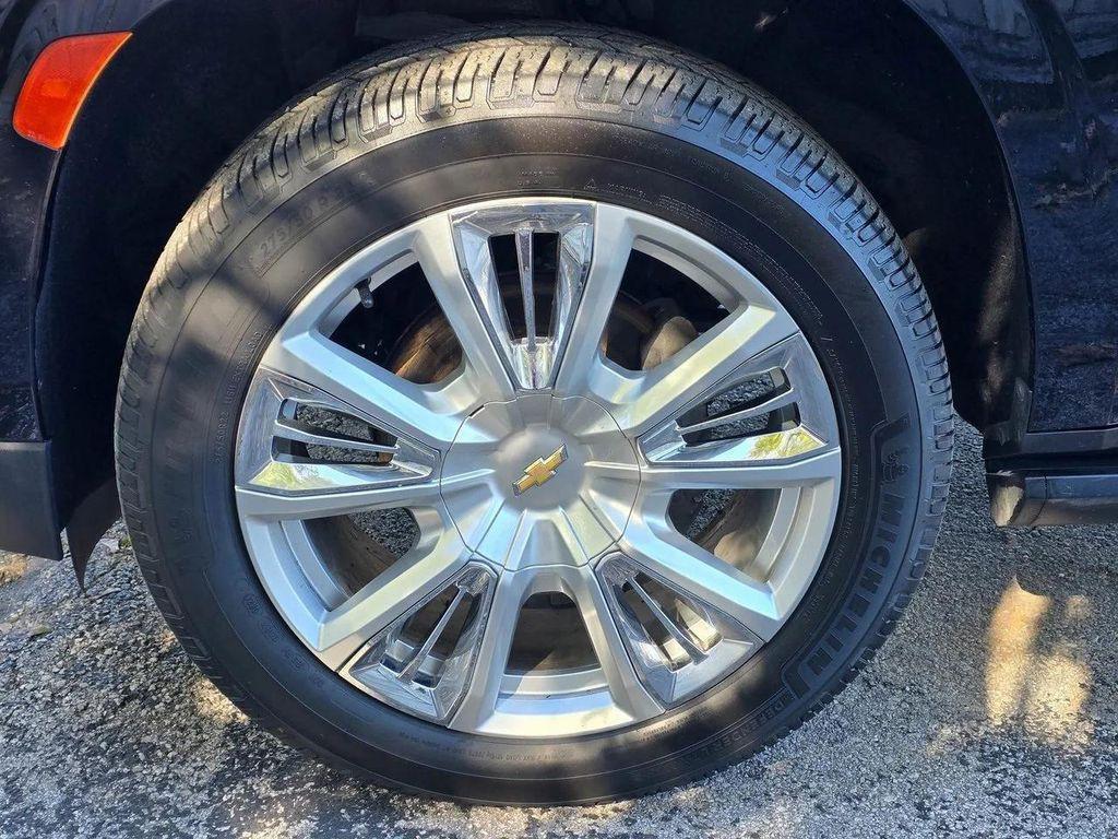 used 2022 Chevrolet Suburban car, priced at $45,996