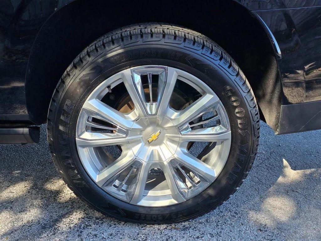 used 2022 Chevrolet Suburban car, priced at $45,996