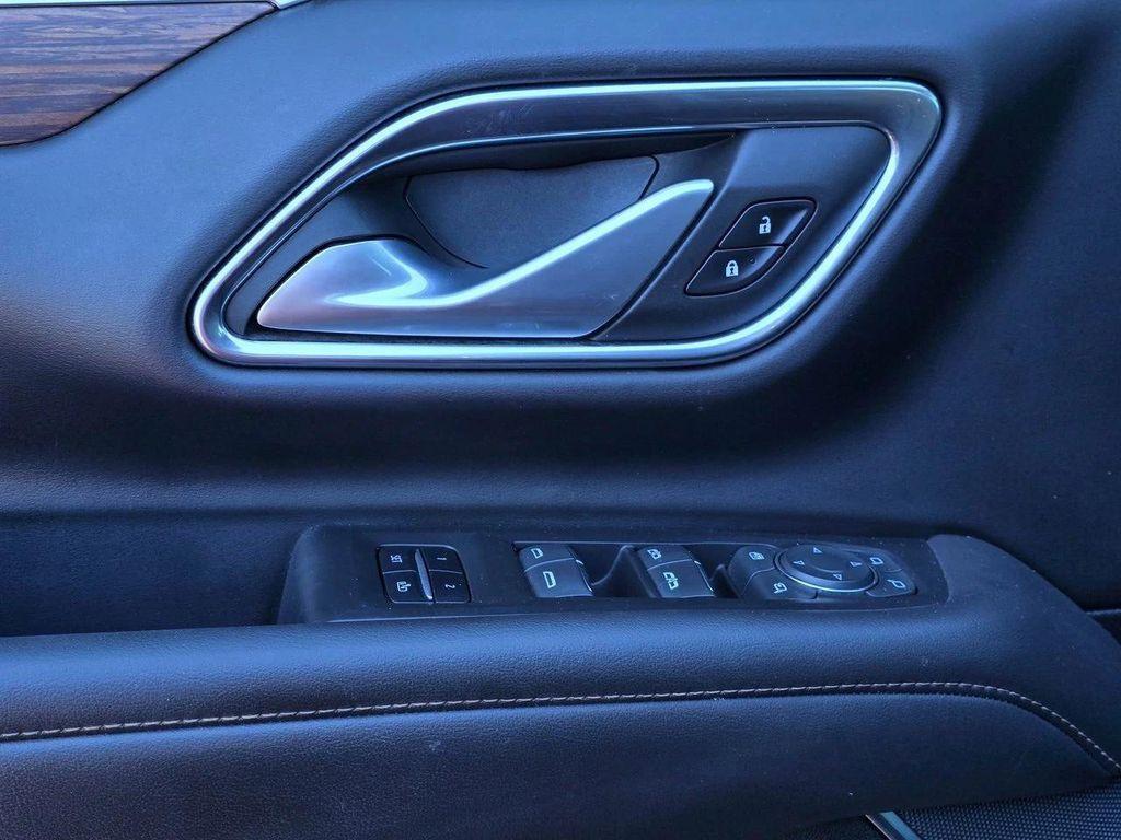 used 2022 Chevrolet Suburban car, priced at $45,996