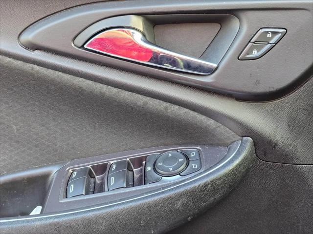 used 2019 Chevrolet Malibu car, priced at $13,369