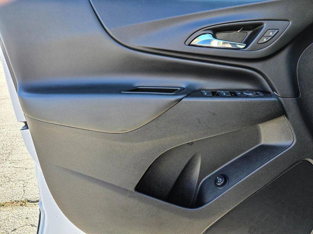 used 2023 Chevrolet Equinox car, priced at $21,623