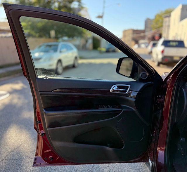 used 2018 Jeep Grand Cherokee car
