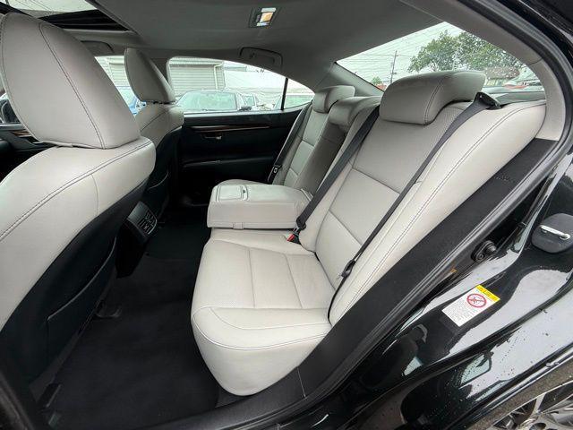 used 2017 Lexus ES 350 car, priced at $20,998