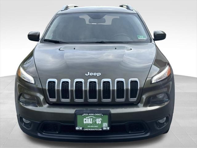 used 2015 Jeep Cherokee car, priced at $10,395