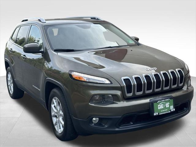 used 2015 Jeep Cherokee car, priced at $10,395