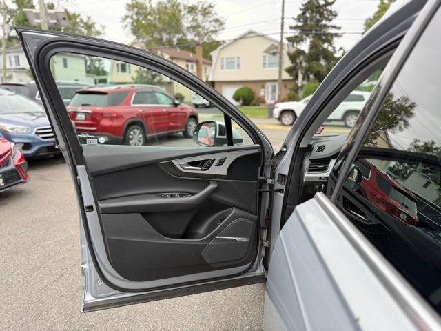used 2018 Audi Q7 car