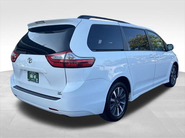 used 2019 Toyota Sienna car