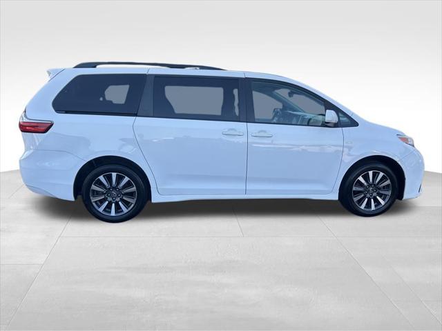 used 2019 Toyota Sienna car