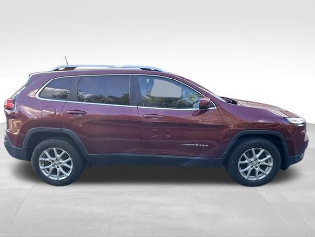 used 2017 Jeep Cherokee car, priced at $5,495