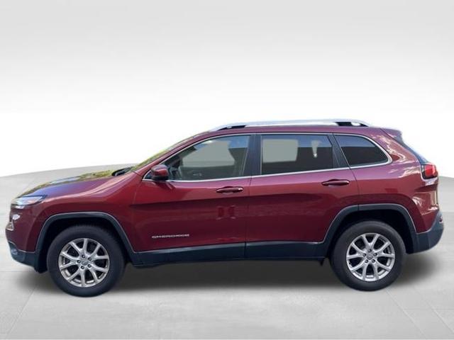 used 2017 Jeep Cherokee car, priced at $5,495