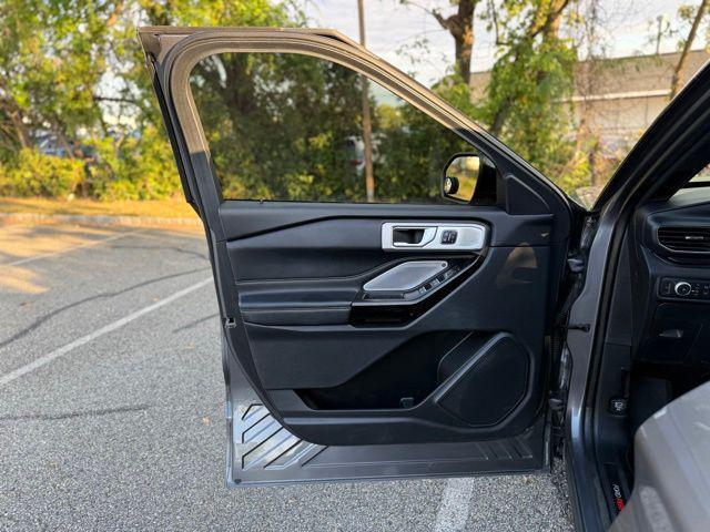 used 2021 Ford Explorer car, priced at $25,498
