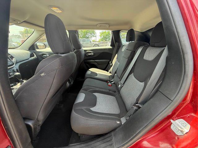 used 2014 Jeep Cherokee car, priced at $6,695