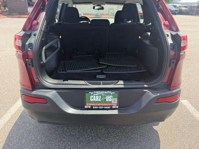 used 2014 Jeep Cherokee car, priced at $6,695
