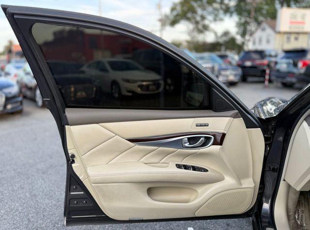 used 2015 INFINITI Q70 car, priced at $15,395
