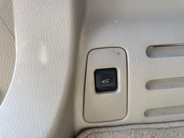 used 2013 Lincoln MKX car, priced at $8,495