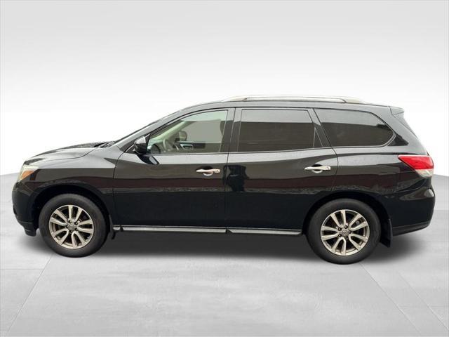 used 2015 Nissan Pathfinder car, priced at $5,995