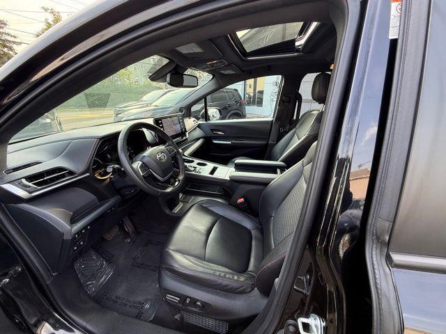 used 2022 Toyota Sienna car, priced at $35,895