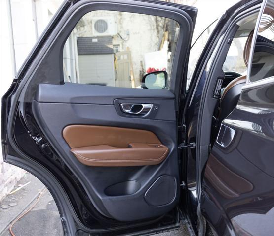 used 2019 Volvo XC60 car, priced at $21,395