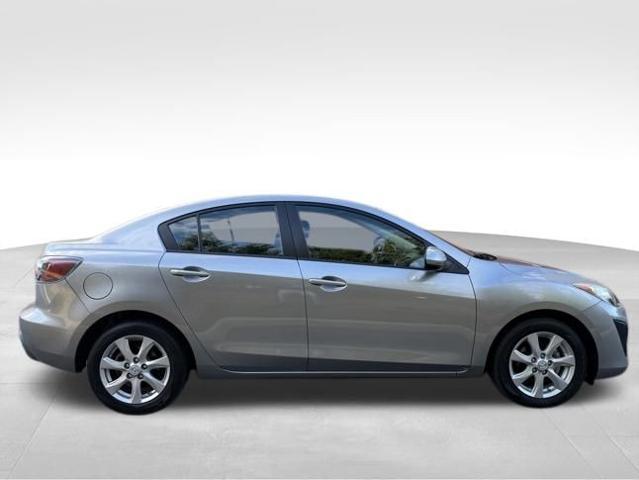 used 2011 Mazda Mazda3 car, priced at $4,795