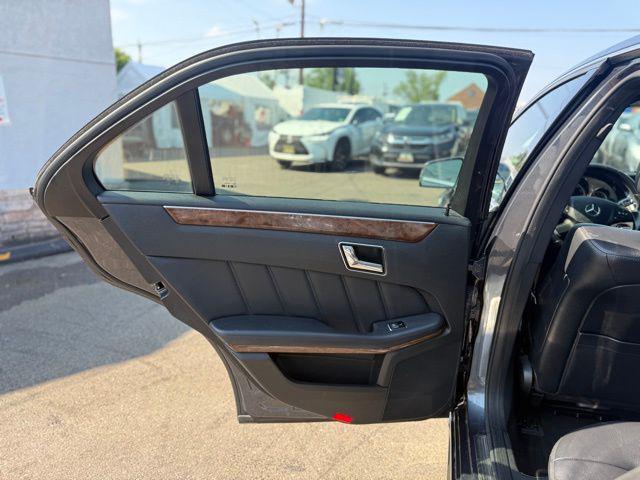used 2011 Mercedes-Benz E-Class car