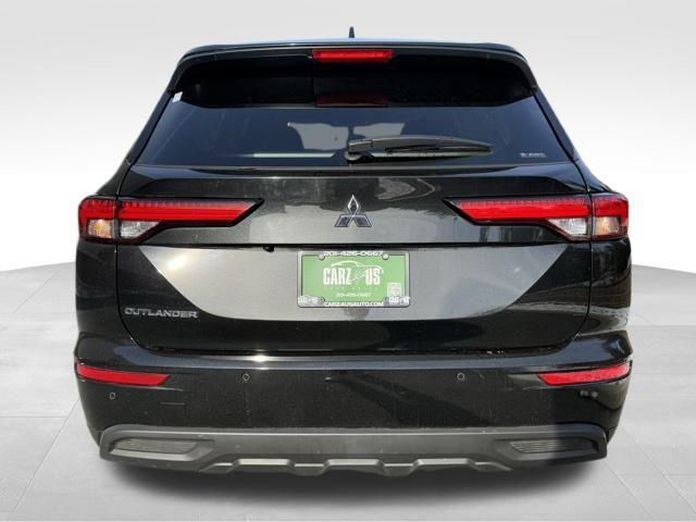 used 2022 Mitsubishi Outlander car, priced at $21,998