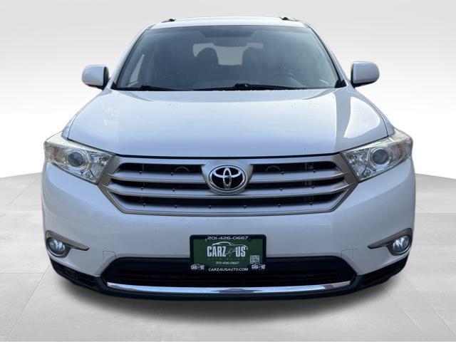 used 2011 Toyota Highlander car, priced at $12,395