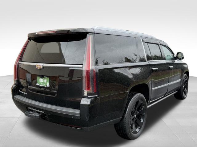 used 2020 Cadillac Escalade ESV car, priced at $31,998