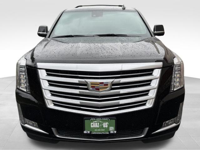 used 2020 Cadillac Escalade ESV car, priced at $31,998