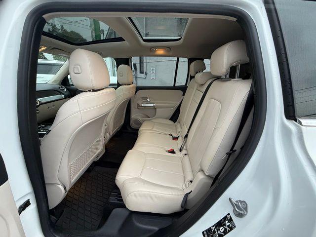 used 2021 Mercedes-Benz GLB 250 car