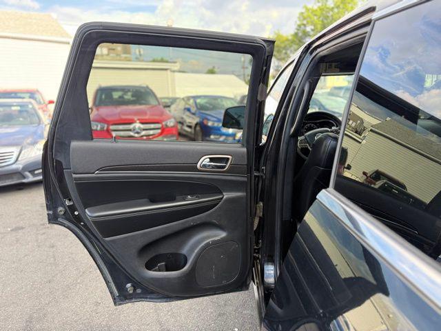 used 2017 Jeep Grand Cherokee car, priced at $11,995