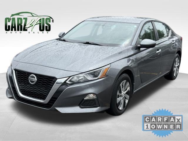 used 2019 Nissan Altima car, priced at $5,495