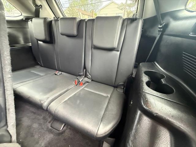 used 2014 Toyota Highlander car, priced at $16,495