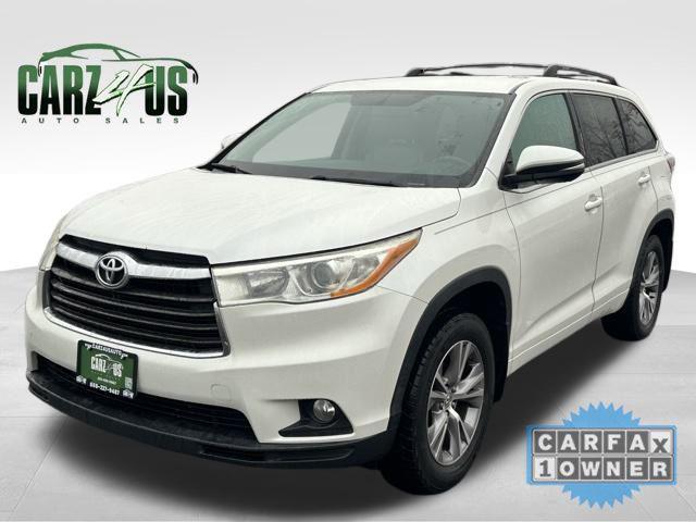 used 2014 Toyota Highlander car, priced at $13,998