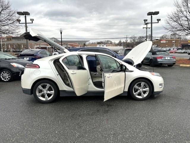 used 2014 Chevrolet Volt car, priced at $8,995