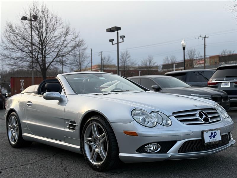 used 2007 Mercedes-Benz SL-Class car, priced at $19,495