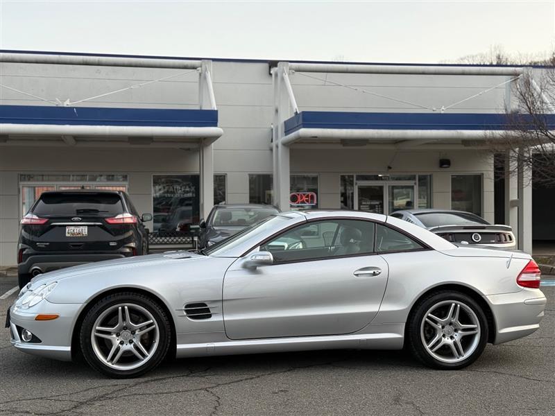 used 2007 Mercedes-Benz SL-Class car, priced at $19,495