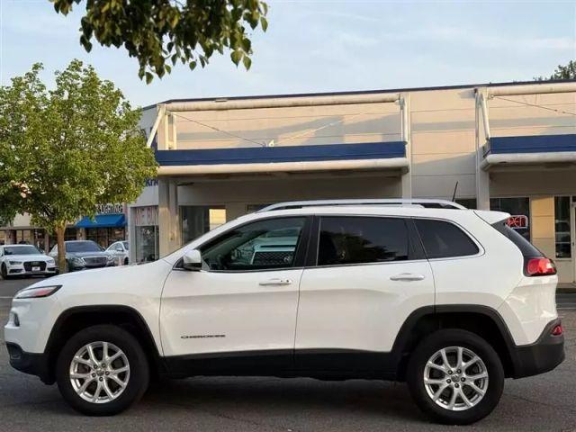 used 2018 Jeep Cherokee car, priced at $8,995
