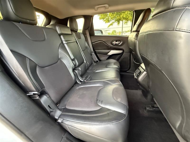 used 2018 Jeep Cherokee car, priced at $9,495